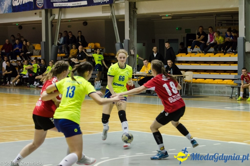 SPR Arka Gdynia -  KS Tytani Wejherowo 40:13