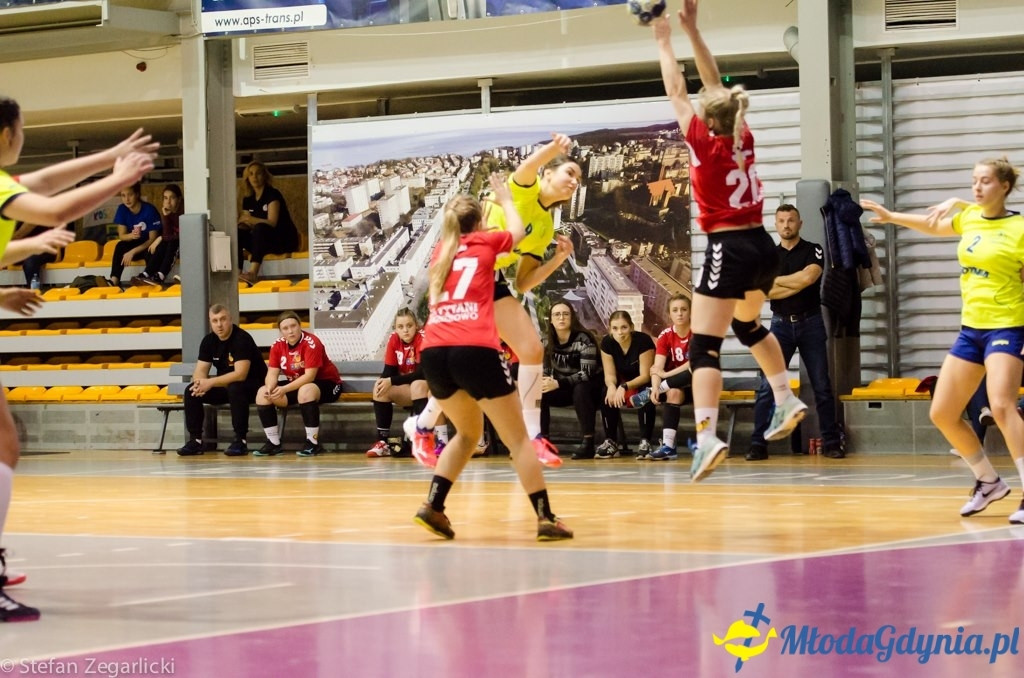 SPR Arka Gdynia -  KS Tytani Wejherowo 40:13