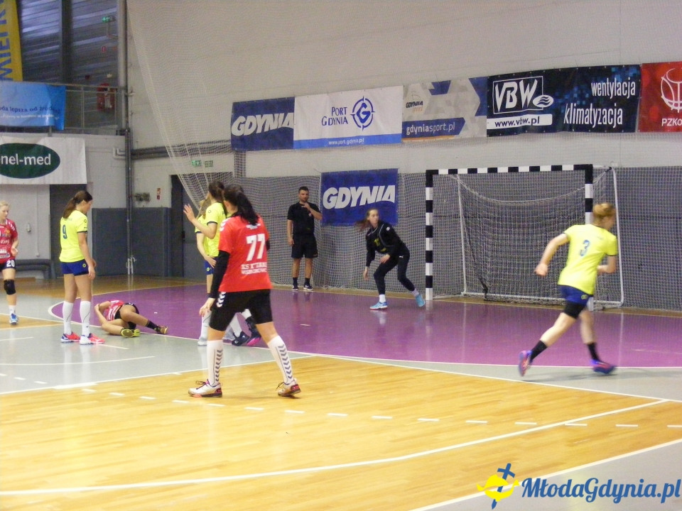 SPR Arka Gdynia -  KS Tytani Wejherowo 40:13