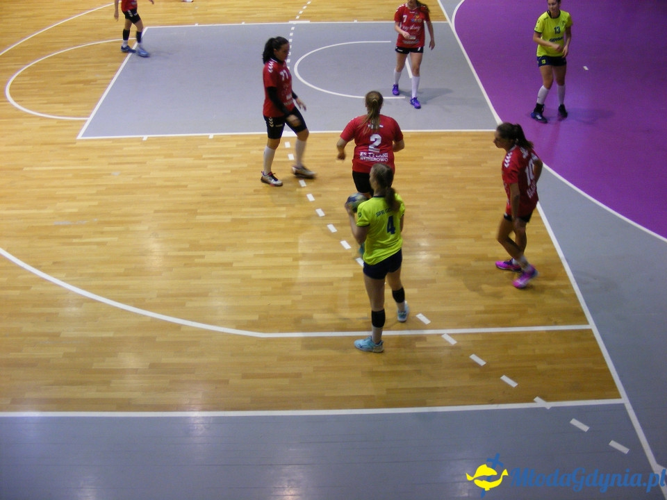 SPR Arka Gdynia -  KS Tytani Wejherowo 40:13