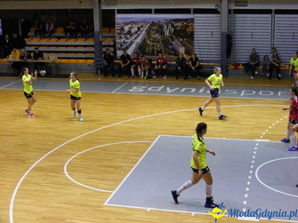 SPR Arka Gdynia -  KS Tytani Wejherowo 40:13