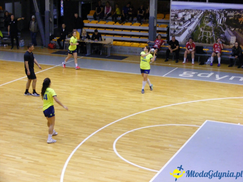 SPR Arka Gdynia -  KS Tytani Wejherowo 40:13