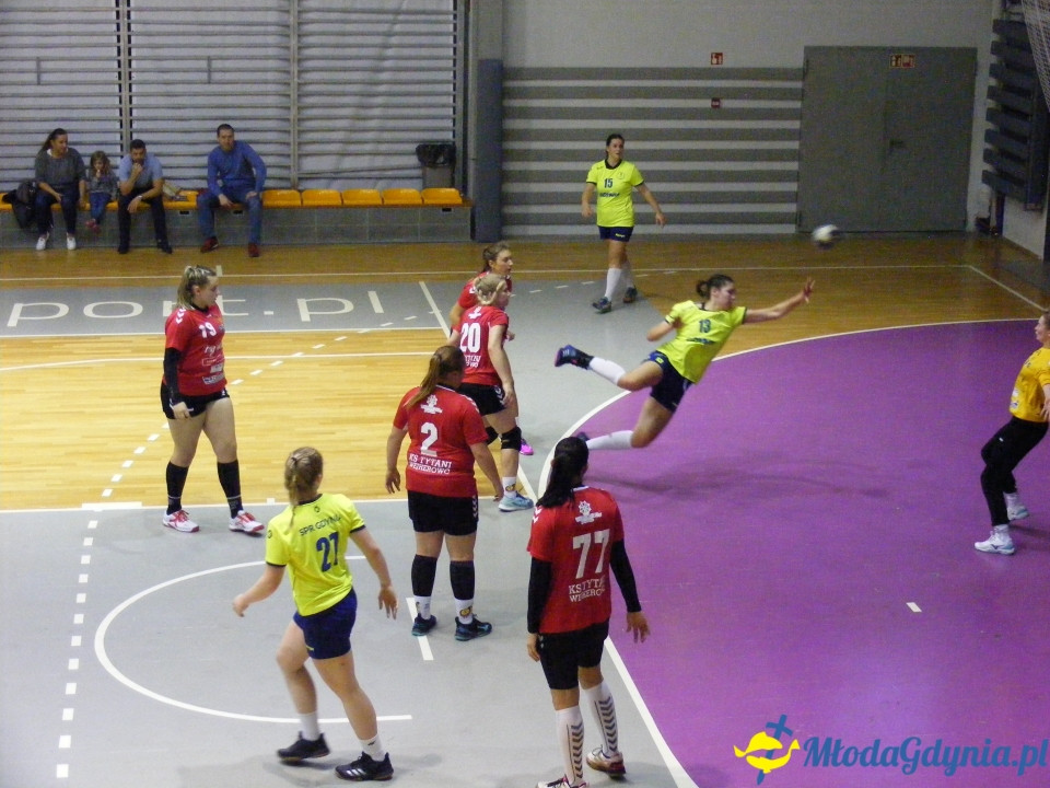 SPR Arka Gdynia -  KS Tytani Wejherowo 40:13