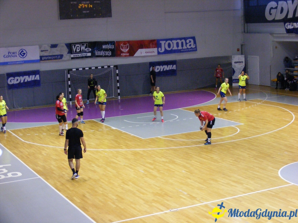 SPR Arka Gdynia -  KS Tytani Wejherowo 40:13