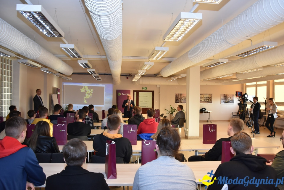 Studenci Uniwersytetu Morskiego w Enerdze