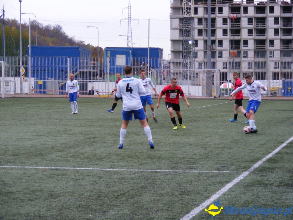 Pomorzanin Gdynia - GKS Dąbrówka Linia 9:0