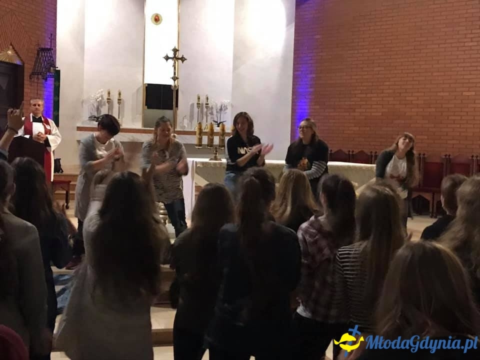 Wieczór Modlitwy Młodych w parafii Zesłania Ducha Świętego w Sopocie