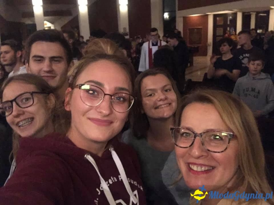 Wieczór Modlitwy Młodych w parafii Zesłania Ducha Świętego w Sopocie