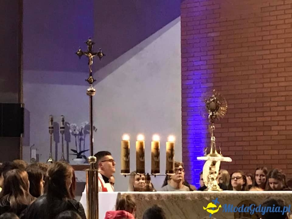 Wieczór Modlitwy Młodych w parafii Zesłania Ducha Świętego w Sopocie