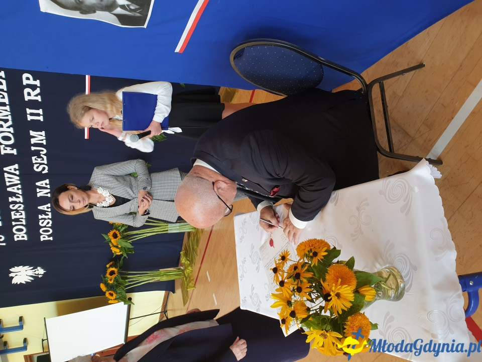 Zasadzili dąb dla Bolesława Formeli