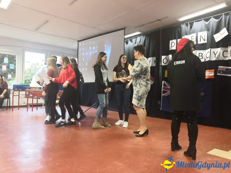 IX LO - Dzień Języków Obcych w Dziewiątce - 2019