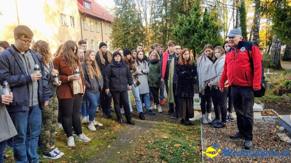 X LO w Piaśnicy