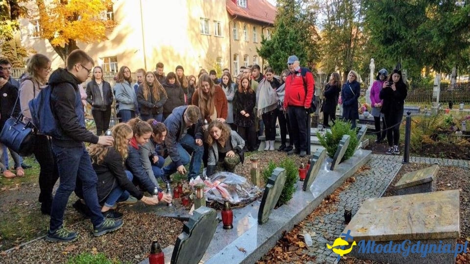 X LO w Piaśnicy