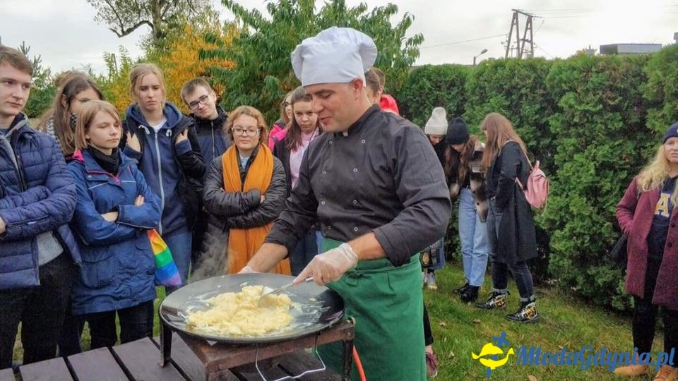 X LO w Piaśnicy