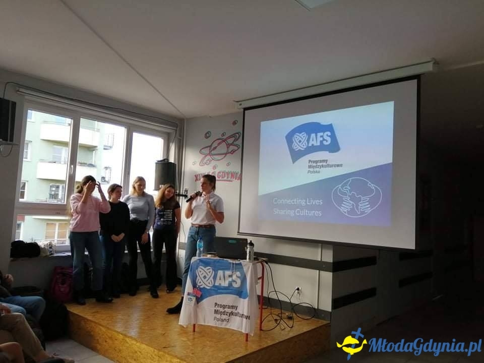 XIV LO - prezentacja o AFS