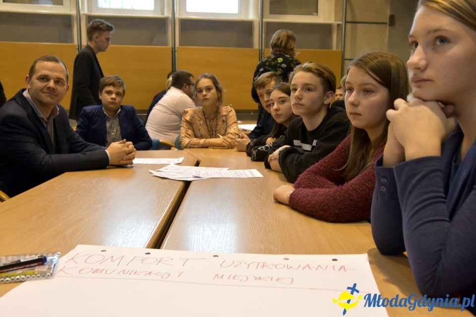 Transport miejski w Gdyni ? Okrągły Stół