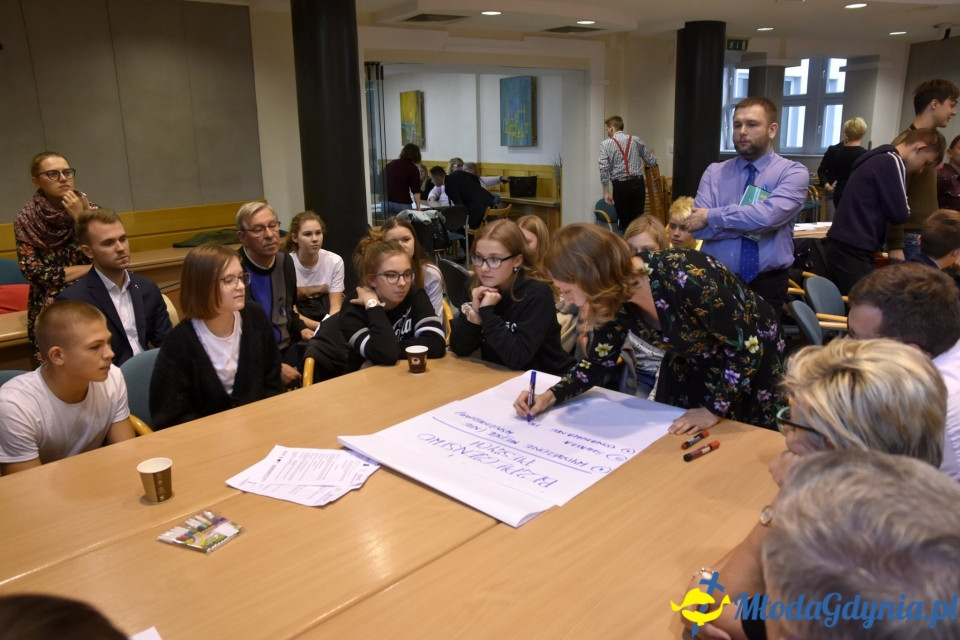 Transport miejski w Gdyni ? Okrągły Stół