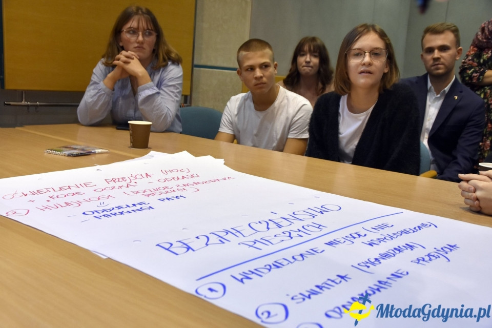 Transport miejski w Gdyni ? Okrągły Stół