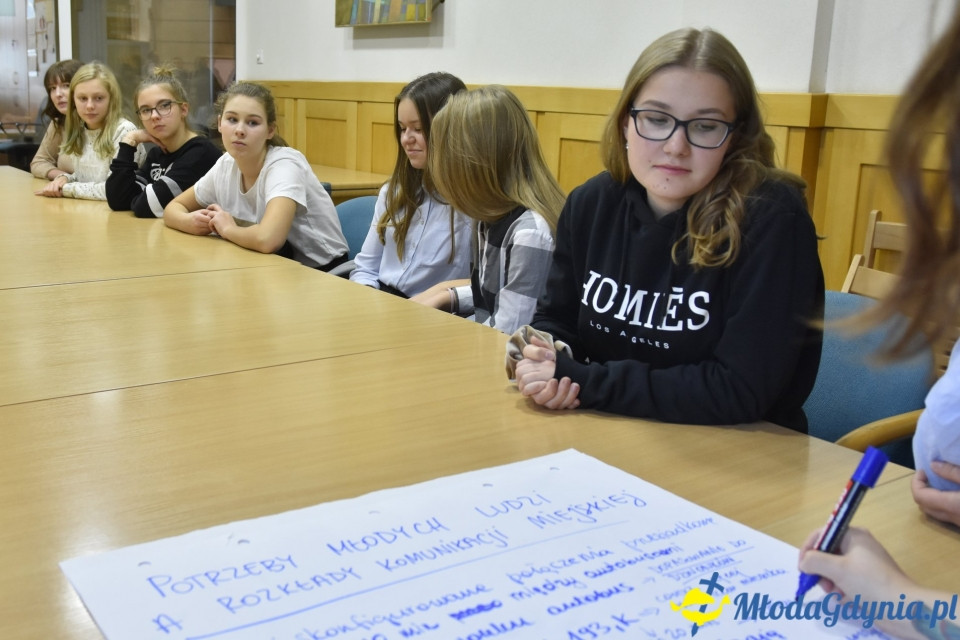 Transport miejski w Gdyni ? Okrągły Stół