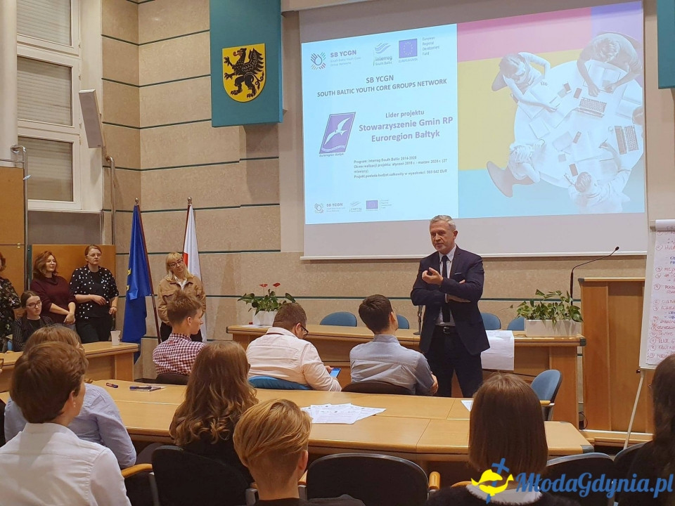 Transport miejski w Gdyni ? Okrągły Stół