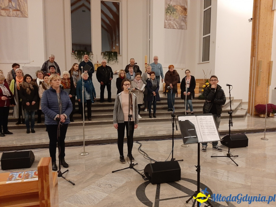 Piaśnicka Msza Żałobna - próba przed koncertem w Chwaszczynie 07.11.2019