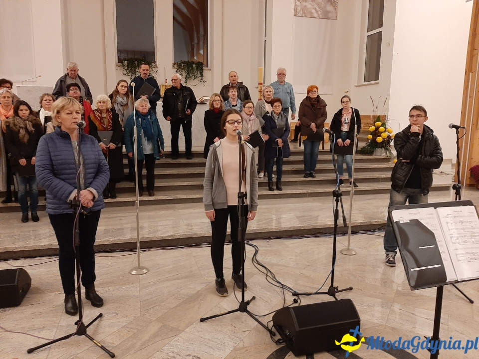 Piaśnicka Msza Żałobna - próba przed koncertem w Chwaszczynie 07.11.2019