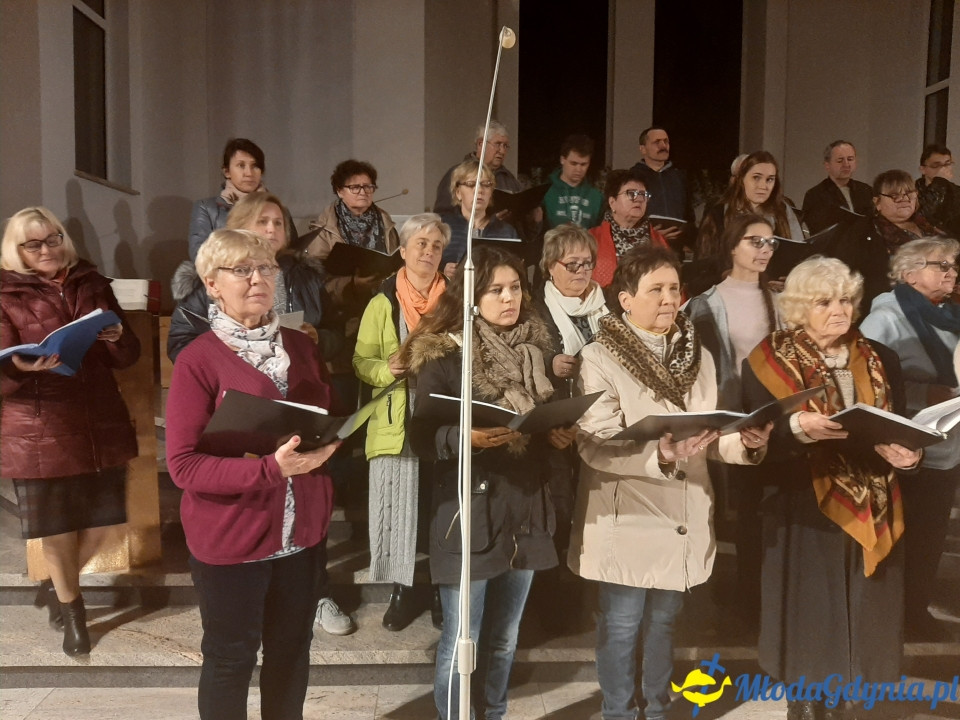 Piaśnicka Msza Żałobna - próba przed koncertem w Chwaszczynie 07.11.2019