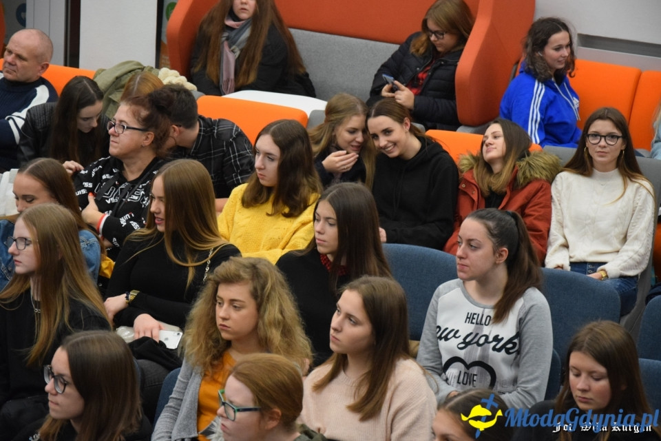 Pokaz filmu PIAŚNICA w Ekonomiku - 24.11.2019.