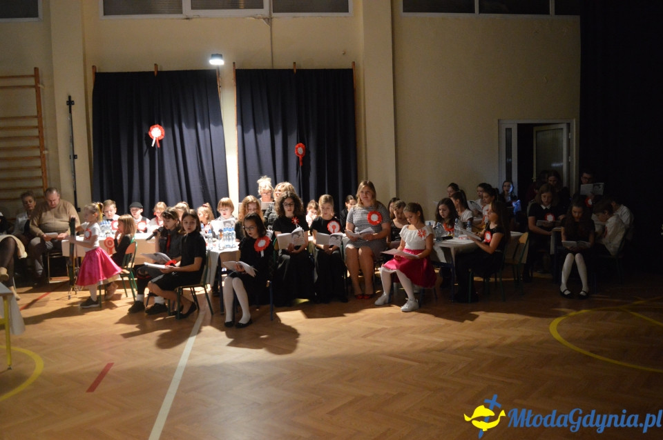 Szkoła Podstawowa nr 23 w Gdyni - Wieczornica Niepodległościowa