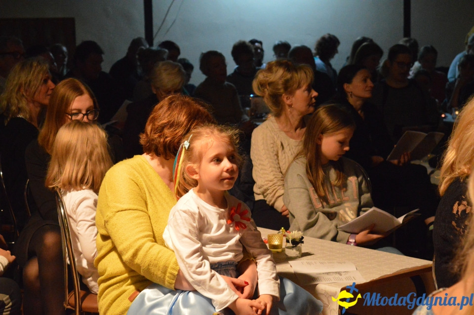 Szkoła Podstawowa nr 23 w Gdyni - Wieczornica Niepodległościowa