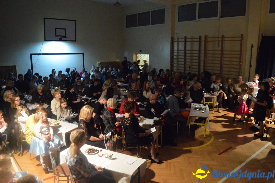 Szkoła Podstawowa nr 23 w Gdyni - Wieczornica Niepodległościowa