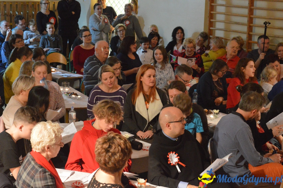 Szkoła Podstawowa nr 23 w Gdyni - Wieczornica Niepodległościowa