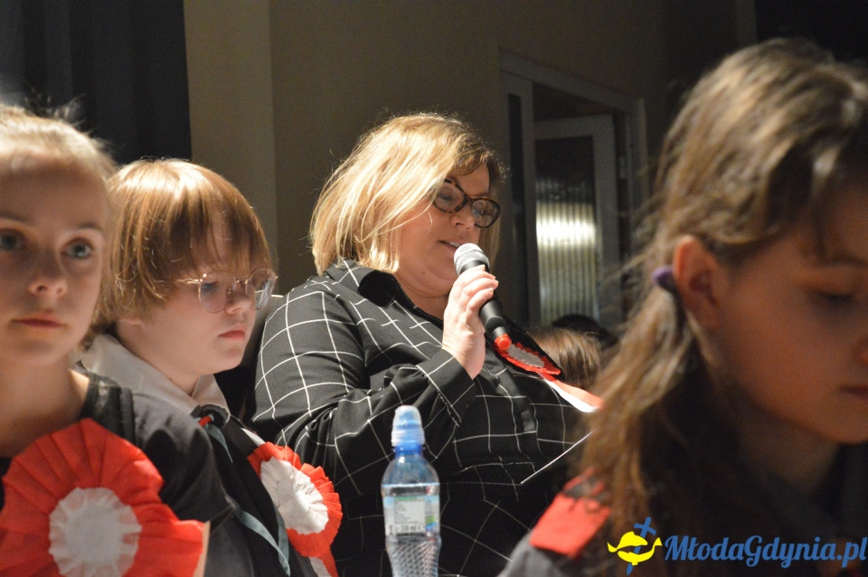 Szkoła Podstawowa nr 23 w Gdyni - Wieczornica Niepodległościowa