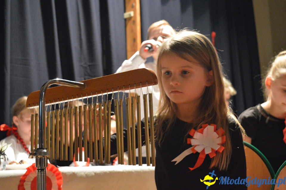 Szkoła Podstawowa nr 23 w Gdyni - Wieczornica Niepodległościowa