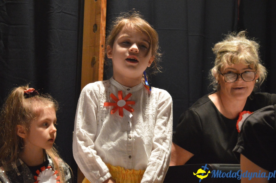 Szkoła Podstawowa nr 23 w Gdyni - Wieczornica Niepodległościowa