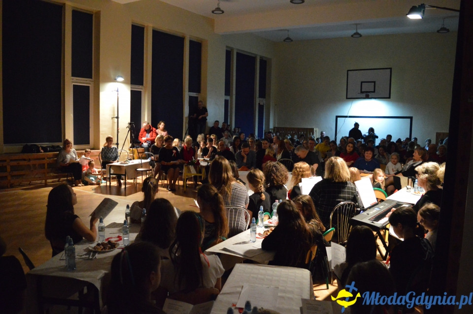 Szkoła Podstawowa nr 23 w Gdyni - Wieczornica Niepodległościowa