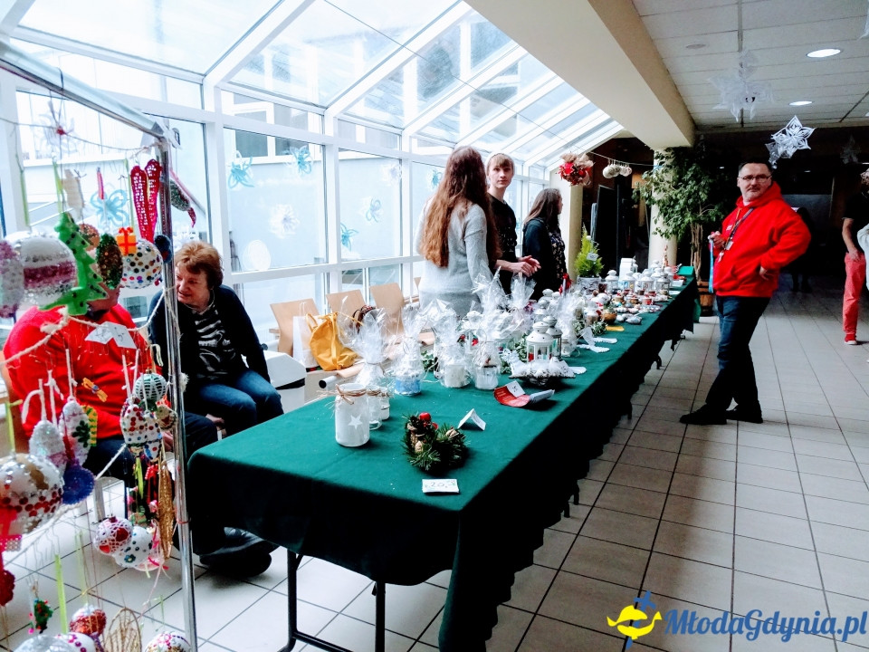 Charytatywne XV Mikołajki u Jezuitów - czyli z sercem dla Pana Sławka walczącego z chorobą nowotworową