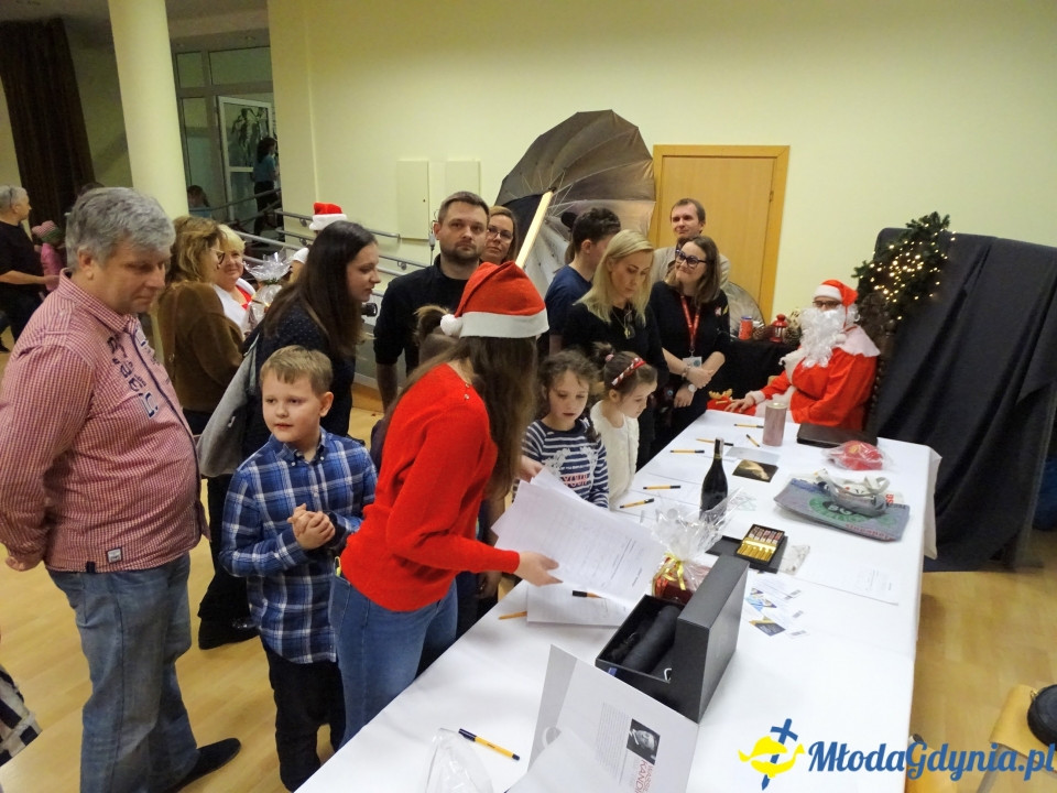 Charytatywne XV Mikołajki u Jezuitów - czyli z sercem dla Pana Sławka walczącego z chorobą nowotworową