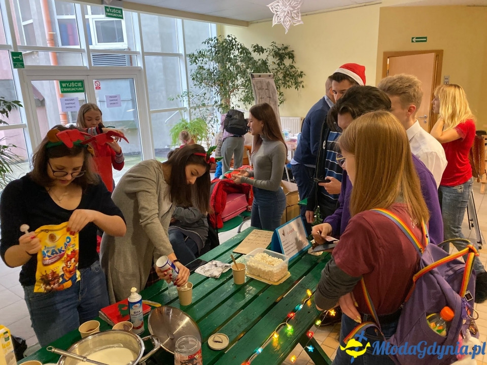 Charytatywne XV Mikołajki u Jezuitów - czyli z sercem dla Pana Sławka walczącego z chorobą nowotworową