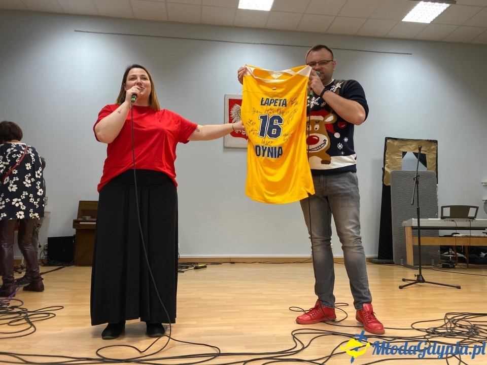 Charytatywne XV Mikołajki u Jezuitów - czyli z sercem dla Pana Sławka walczącego z chorobą nowotworową