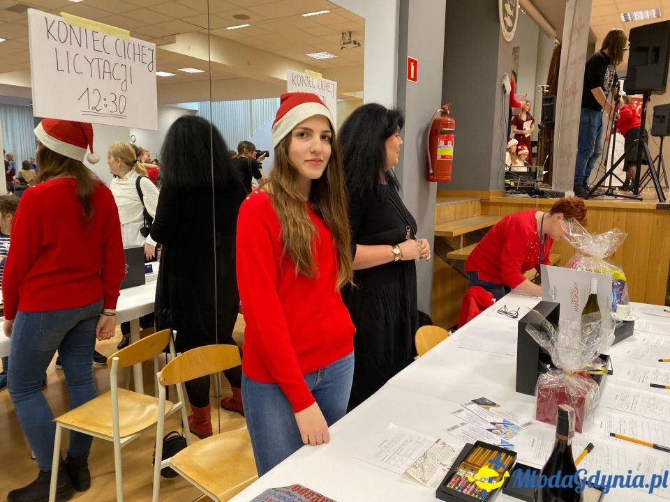 Charytatywne XV Mikołajki u Jezuitów - czyli z sercem dla Pana Sławka walczącego z chorobą nowotworową