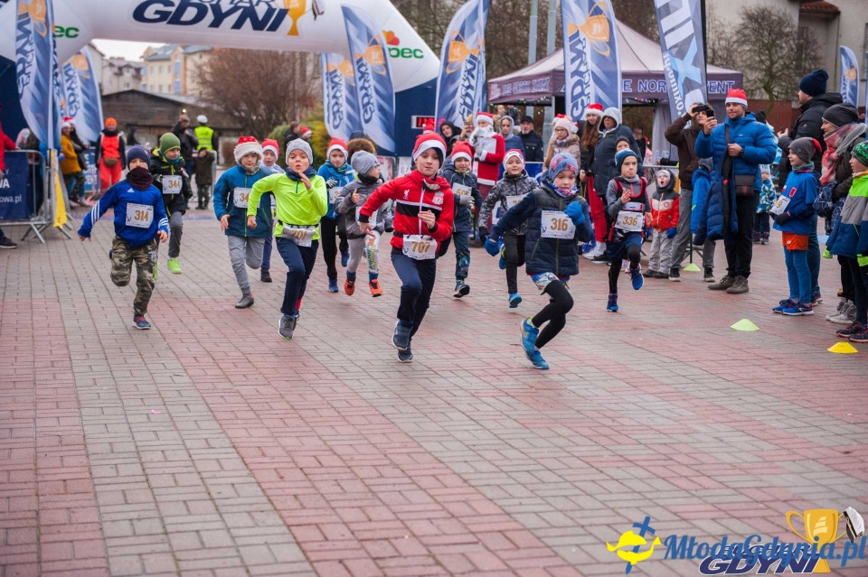 Biegi Mikołajkowe na Dąbrowie 2019