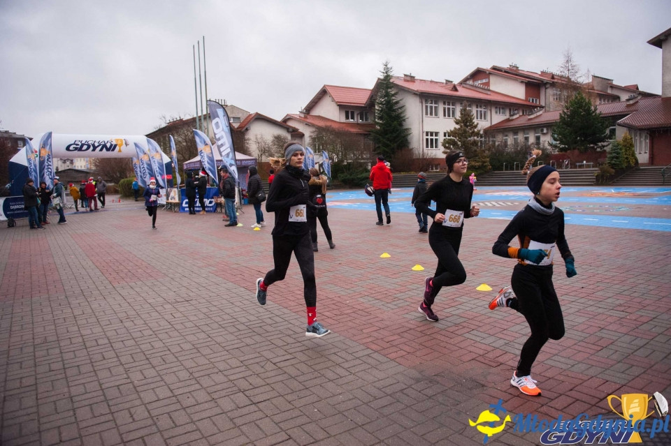 Biegi Mikołajkowe na Dąbrowie 2019