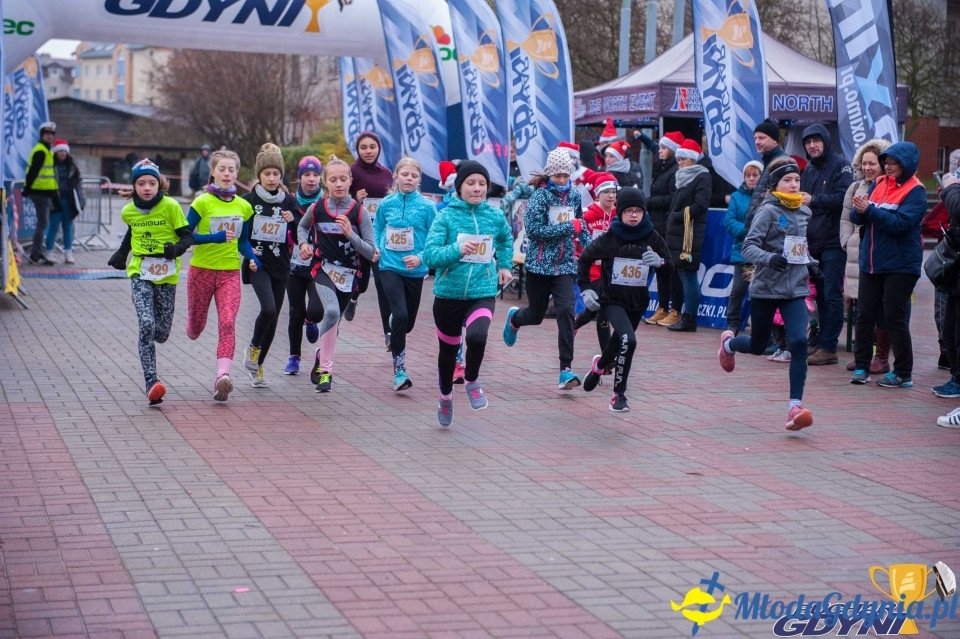 Biegi Mikołajkowe na Dąbrowie 2019