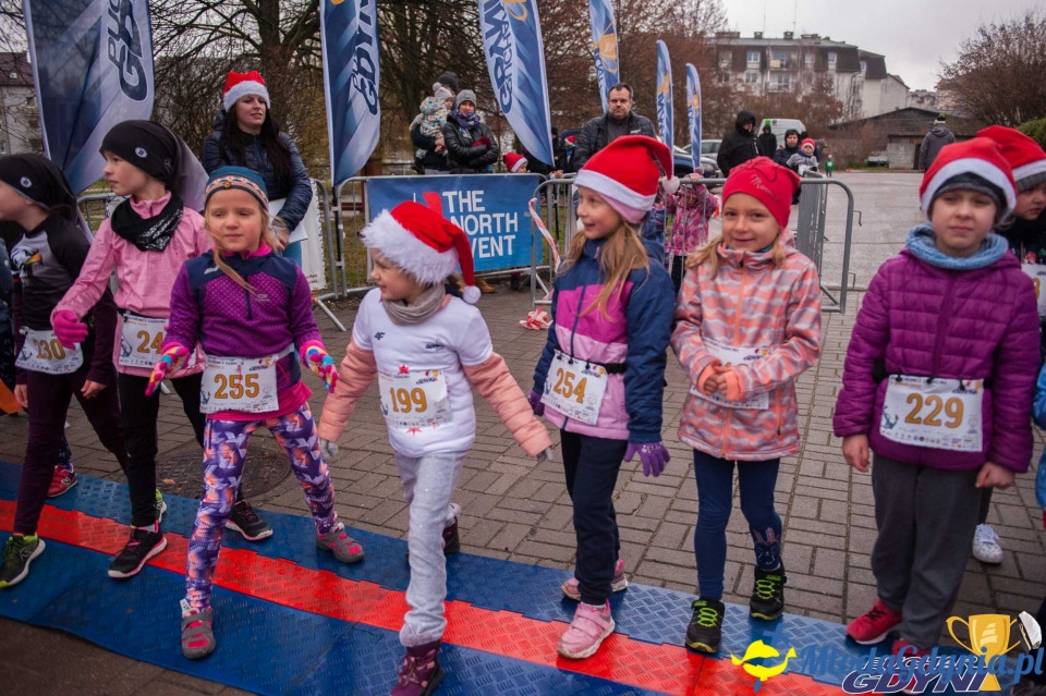 Biegi Mikołajkowe na Dąbrowie 2019
