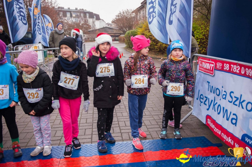Biegi Mikołajkowe na Dąbrowie 2019