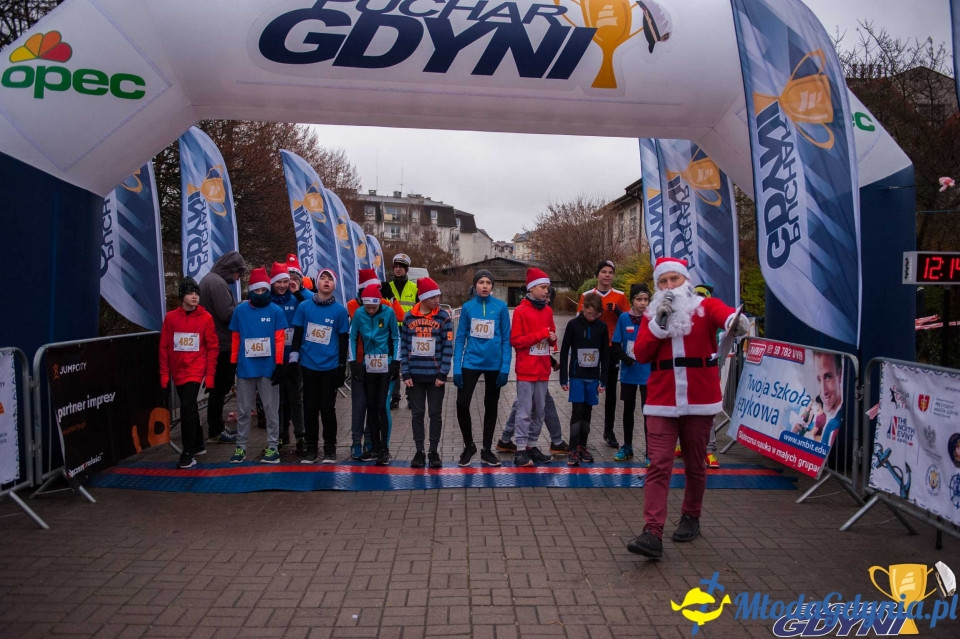 Biegi Mikołajkowe na Dąbrowie 2019