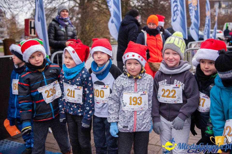 Biegi Mikołajkowe na Dąbrowie 2019