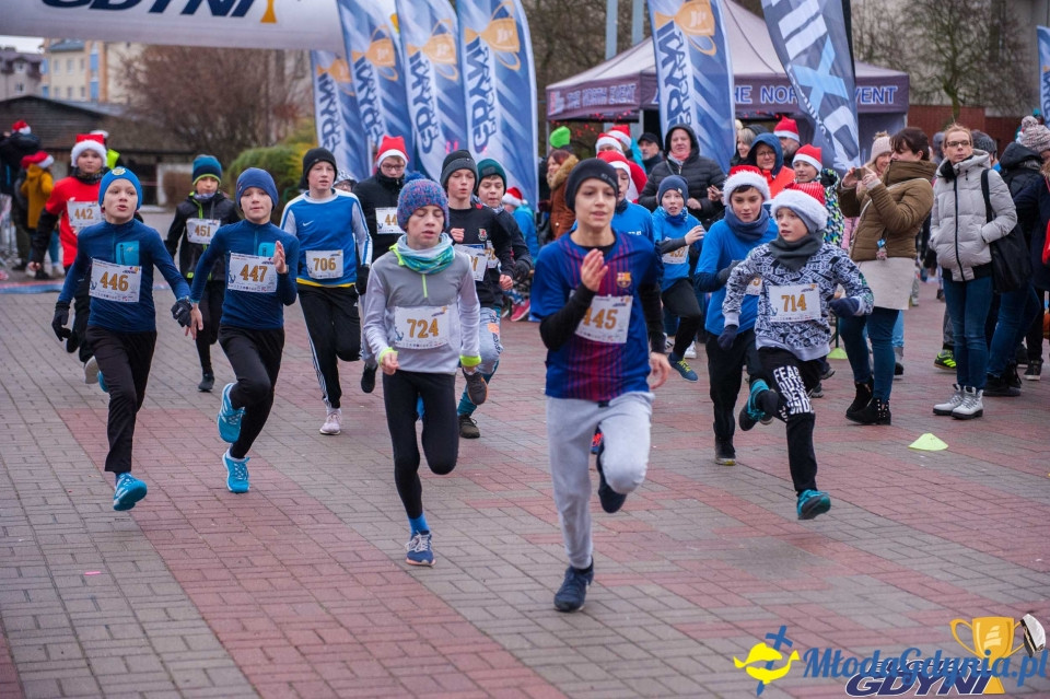 Biegi Mikołajkowe na Dąbrowie 2019