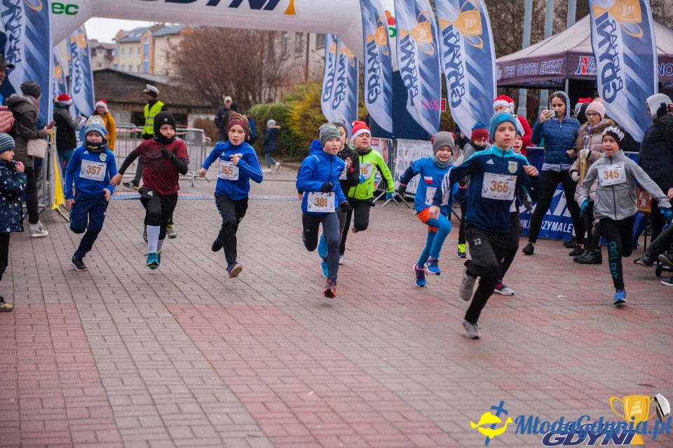 Biegi Mikołajkowe na Dąbrowie 2019